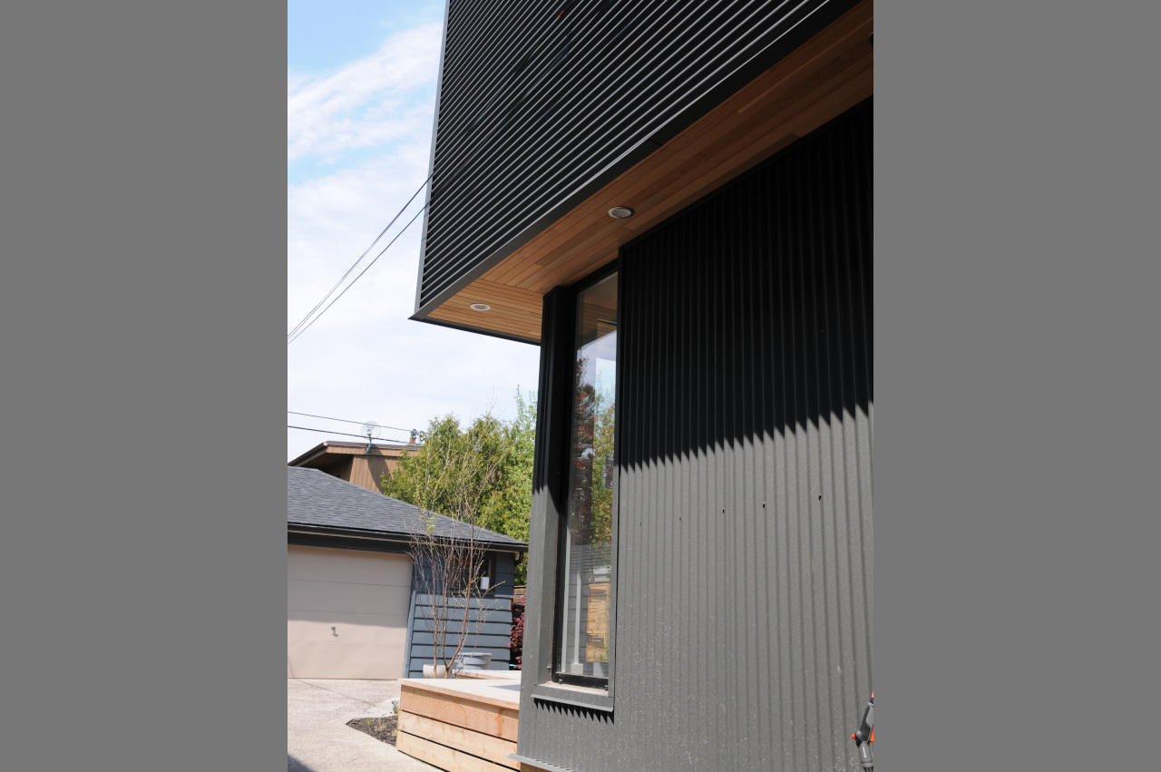 Toronto - aluminum windows and doors installation
